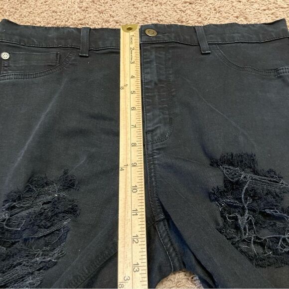 Pistola Black Jeans Womens Size 31 Distressed Ripped Pants Skinny Jeans Mid Rise - Picture 8 of 10